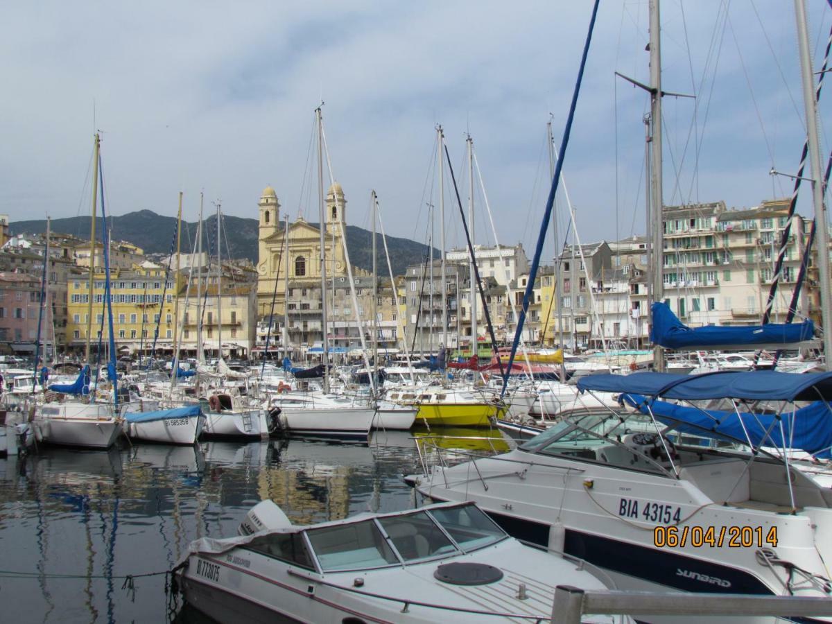 Appartement Bastia Au Pied Du Vieux Port Luaran gambar